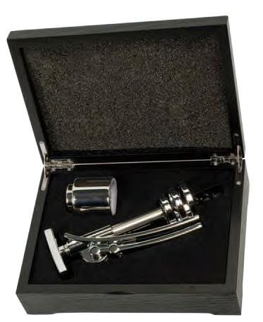 Ratchet Corkscrew with Stainless Steel Wine Stopper, Black Wood Box